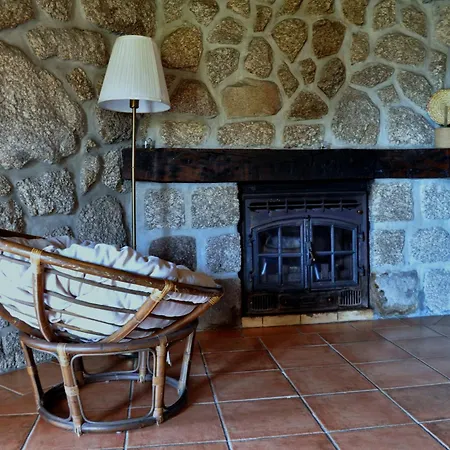 Сasa de vacaciones Casa De Fora *